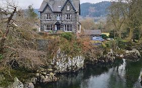 Bryn Afon